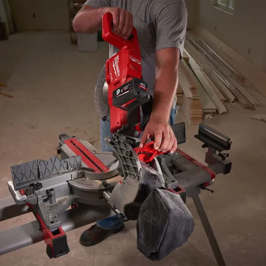 Milwaukee M18FMS254-0 18v Double Bevel Mitre Saw 254mm-Naked