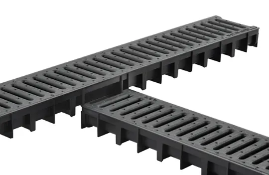 Aco Easyline H50 Black Channel With Black Plastic Grating 1Mtr A15