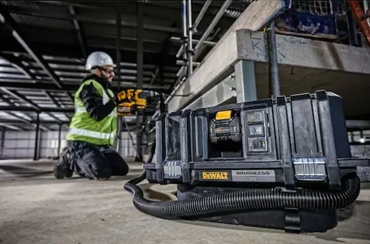 DeWalt DCV586MT2 54v M Class Extractor 2 x 6amps & Charger