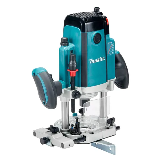 Makita RP2303FC08/2 1/2 Router In Case 240v