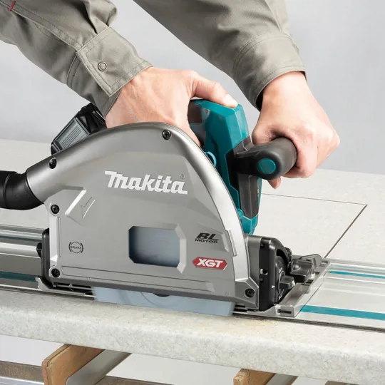 Makita SP001GZ03 40v XGT 165mm Plunge Saw Naked