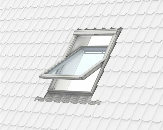 Velux GGL MK06 2070 White Painted Centre Pivot Roof Window 78x118cm