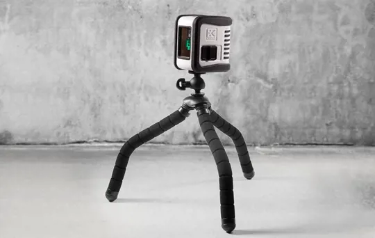 Kapro Bambino 842 Green Beam Pro X-Line Laser Level And Mini Tripod