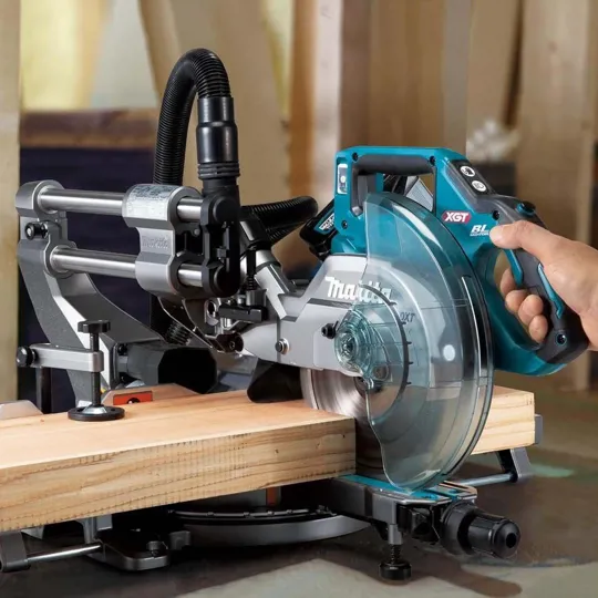 Makita LS002GZ01 40v Max Brushless 216mm Mitre Saw Naked
