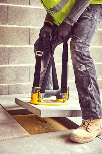 DeWalt DCE590N 18v XR Grabo Suction Lifter Naked