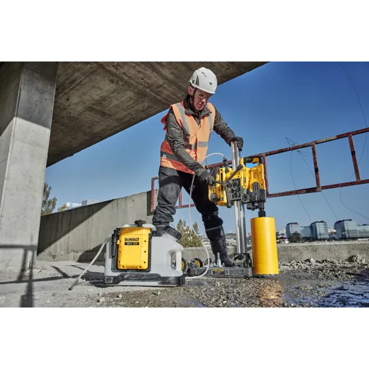 DeWalt DCE6820N 18v XR Water Tank Naked
