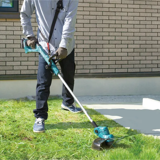 Makita DUR193Z 18v 260mm Line Trimmer Naked