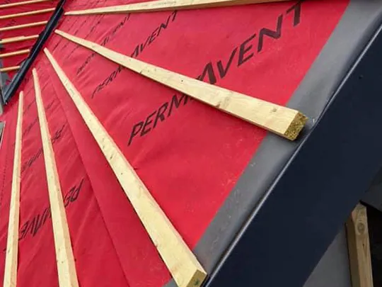 Permavent Red 50 - 1m x 50m 160gsm Ultra Strong Vapour Permeable Breather Membrane 