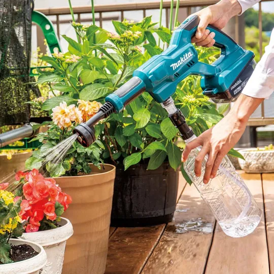 Makita DHW180Z 18v LXT Pressure Washer Naked