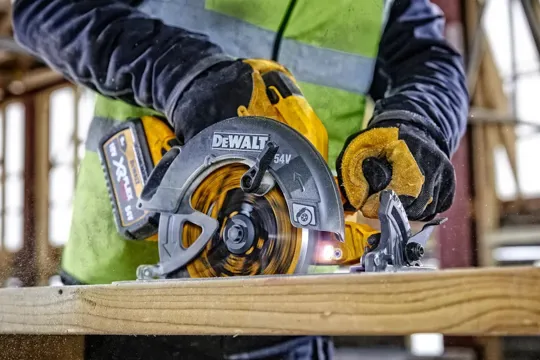 DeWalt DCS578N FlexVolt High Power Circular Saw 54v Naked